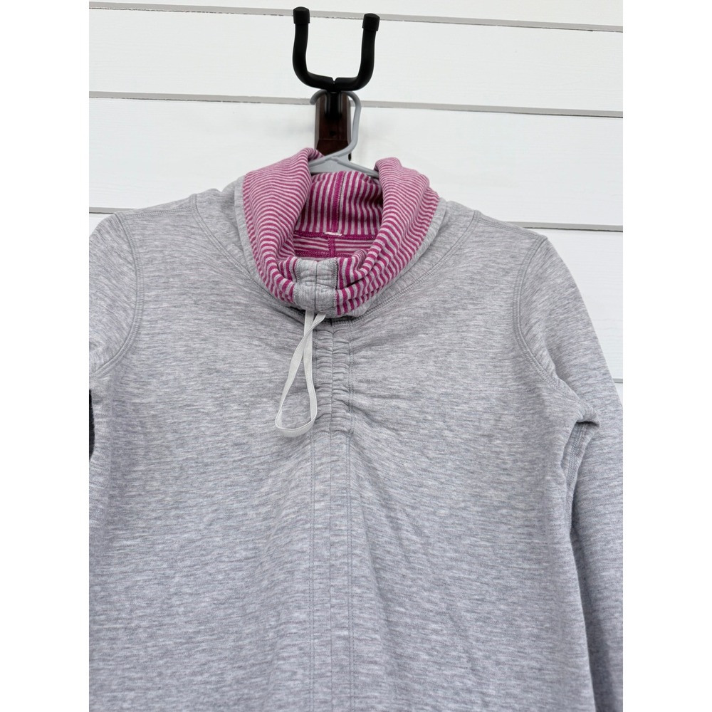 A- 45- Lululemon Reversible Cowl Neck Pullover Heathered Grey Pink Stripe